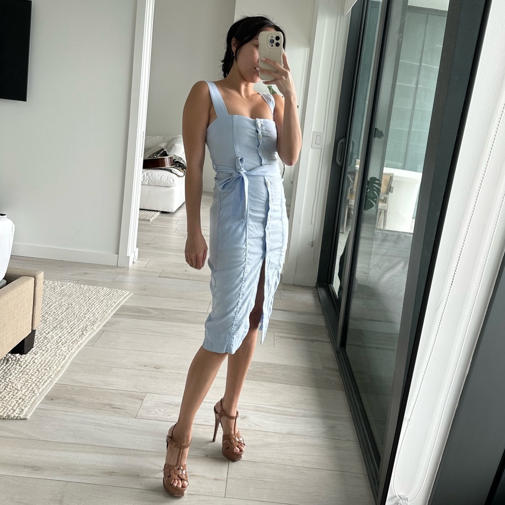 Aritzia Babaton Size 00 Button Up Dress